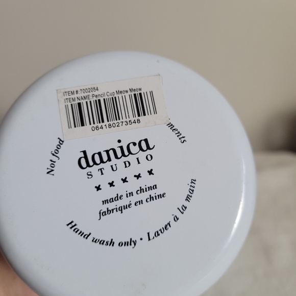 Danica studio Meow enamel metal cat pencil holder - Picture 9 of 9